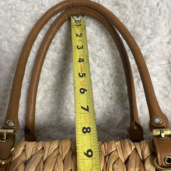 Straw Studio Tan Woven straw large Tote Bag with synthetic brown straps. - Picture 12 of 16